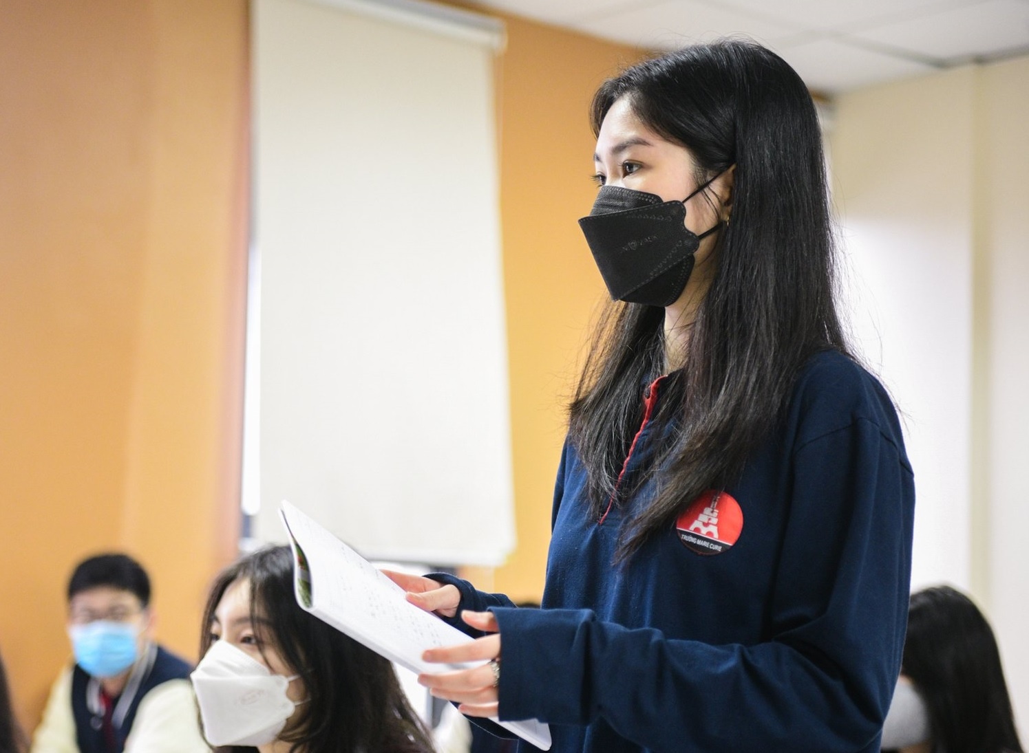 Mot truong o Ha Noi dung yeu cau xet nghiem PCR khi lop hoc co F0 hinh anh