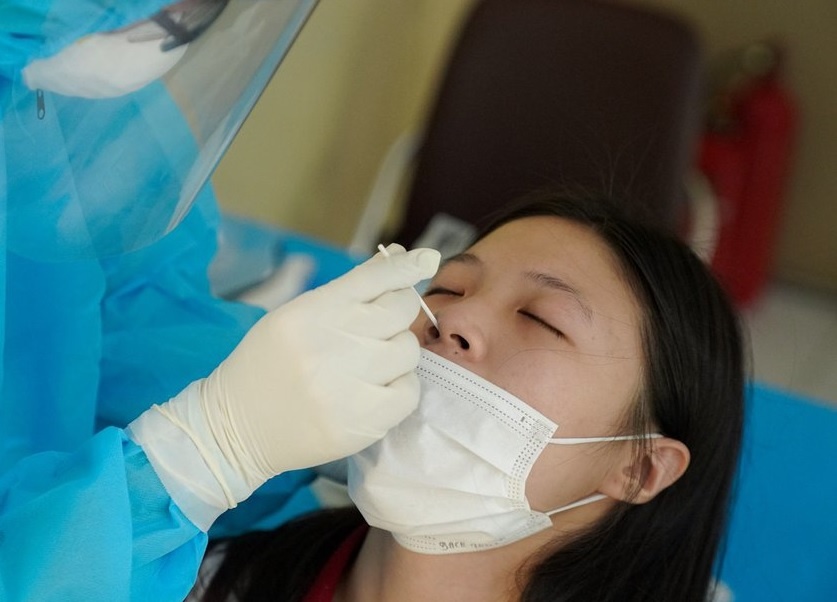 Test nhanh ca lop khi co F0 la ton kem, khong hieu qua hinh anh