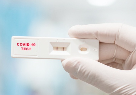 Mac Covid-19, nhieu sinh vien duoc chu nha tro giam tien phong hinh anh