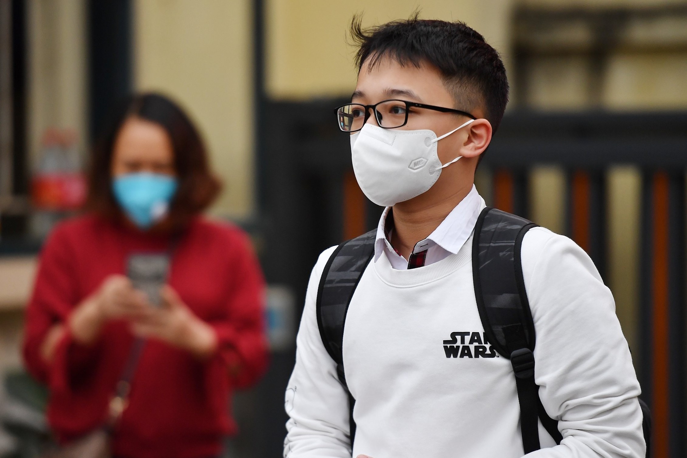 Them nhieu dia phuong cho hoc sinh tam dung den truong vi dich hinh anh