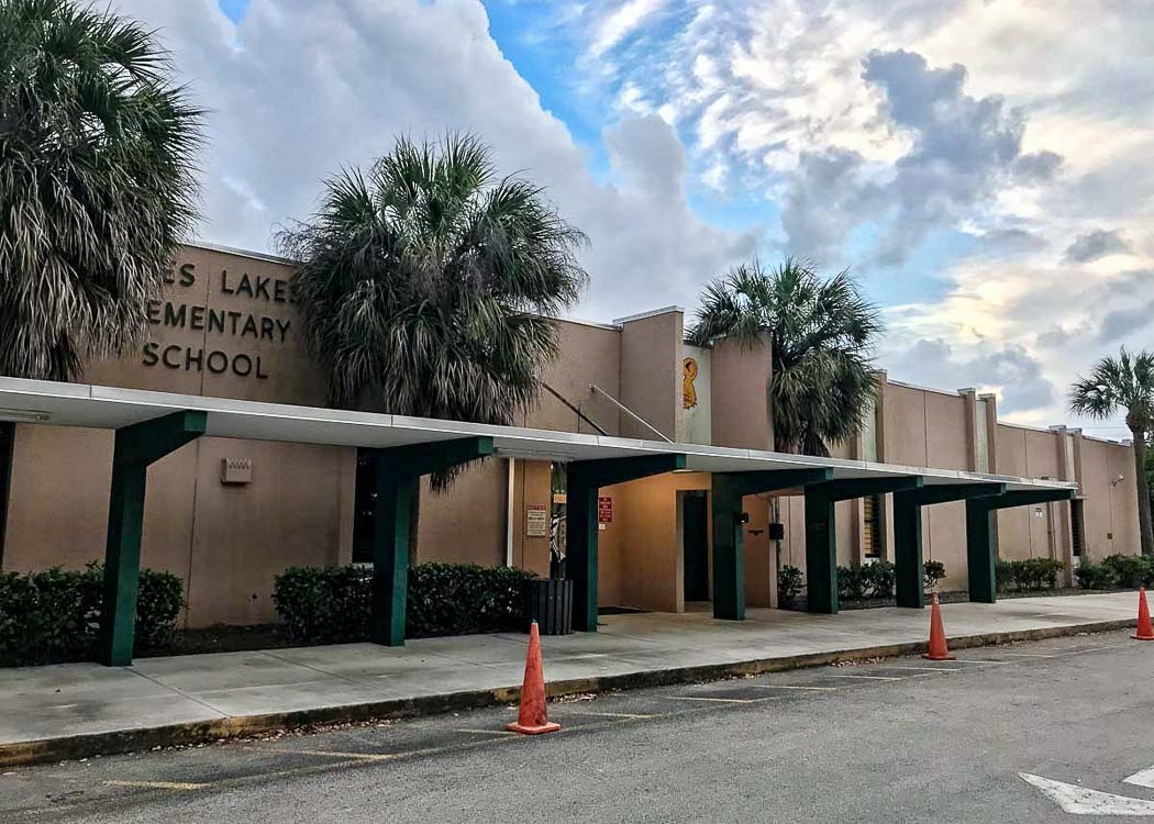 Tre 5 tuoi o My danh giao vien anh 1