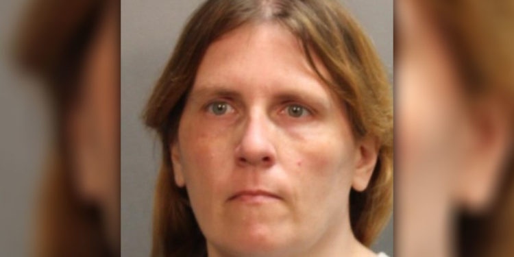 bi bat vi quan he bat chinh voi nam sinh anh 1