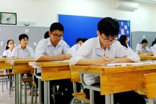 Ha Noi giu on dinh tuyen sinh lop 10 hinh anh