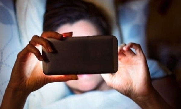 Phu huynh dung lam toang len khi con xem phim sex hinh anh