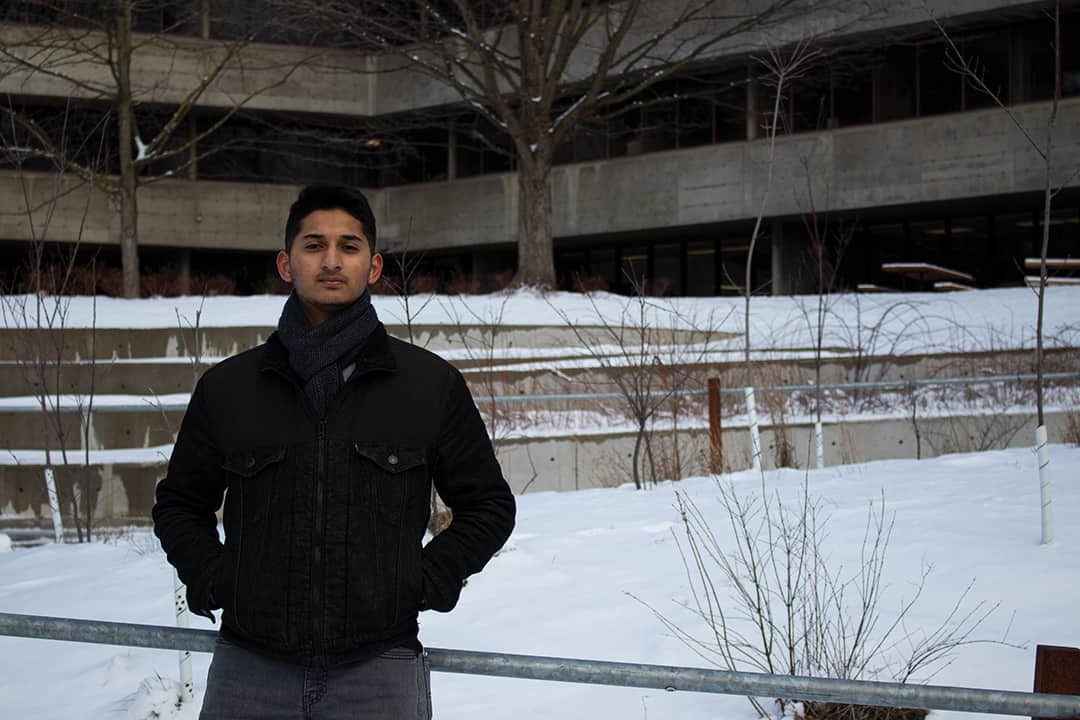 cam giac toi loi bua vay du hoc sinh tai Canada anh 4