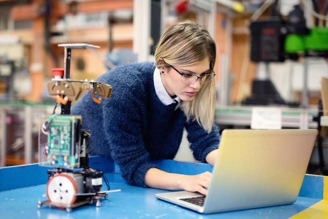 12 nganh hoc co trien vong tot nhat trong tuong lai hinh anh