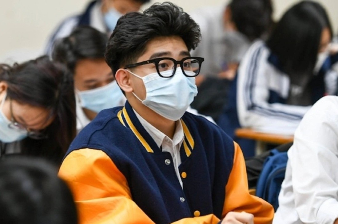 Chuong trinh lop 10 moi: Hoc sinh nhieu lua chon, nha truong keu kho hinh anh