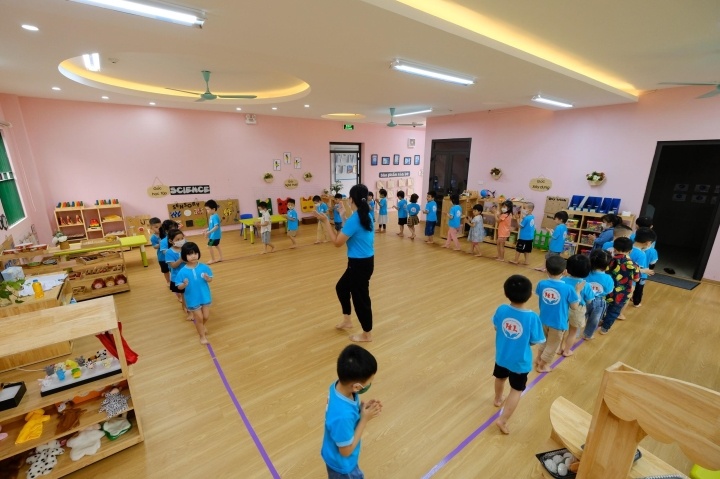 nhieu tre mam non chua duoc di hoc anh 2