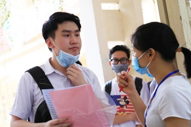 Tranh luan ve viec bo cong diem uu tien khu vuc voi thi sinh tu do hinh anh