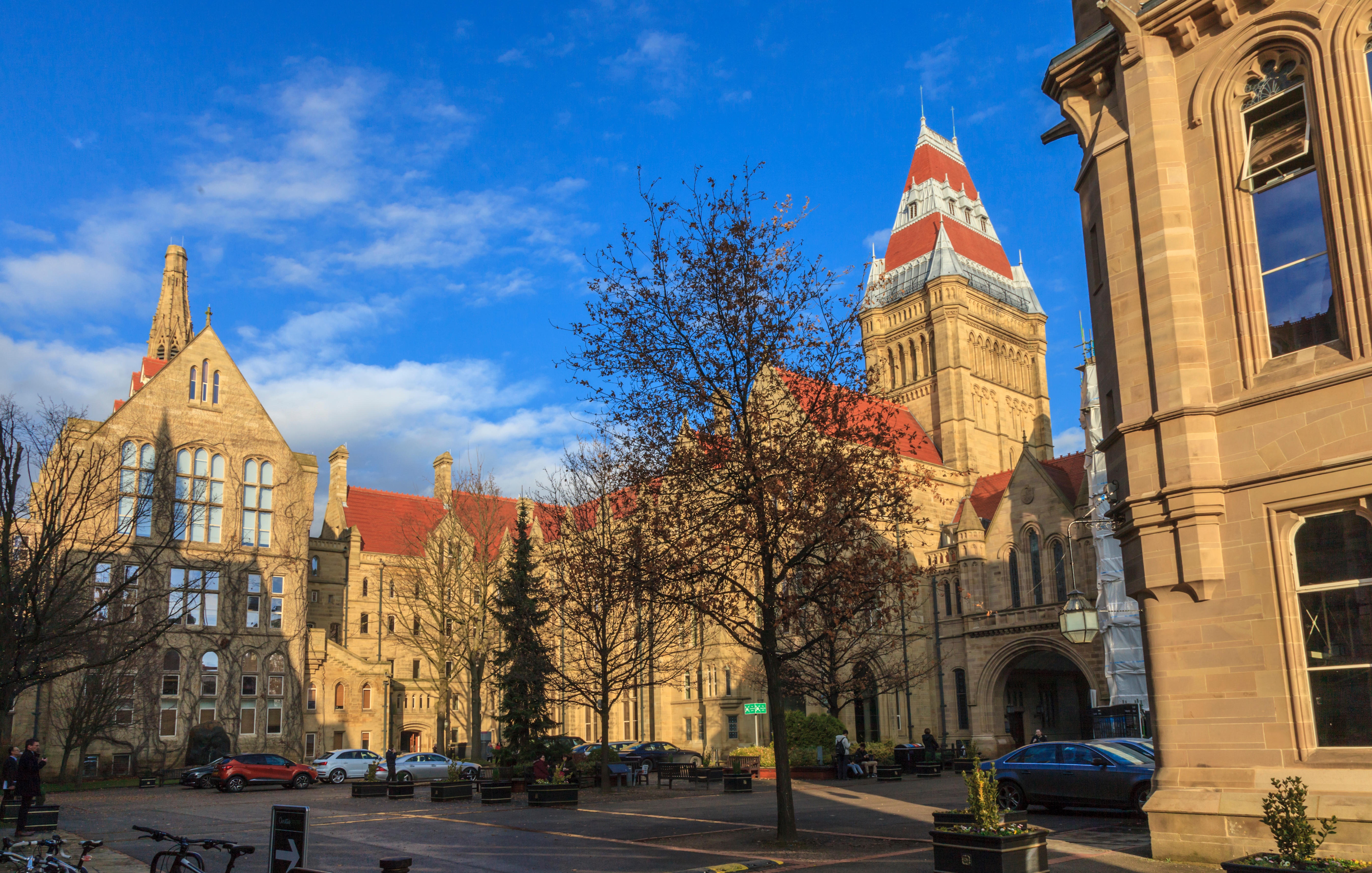 dai hoc co dong gop lon nhat the gioi anh 9