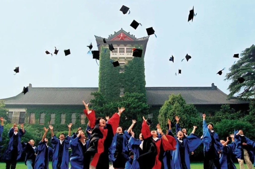 Ly do truong hang dau Trung Quoc 'quay lung' voi bang xep hang quoc te hinh anh