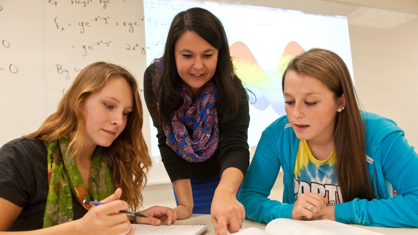 tam bang dai hoc co gia tri nhat anh 3