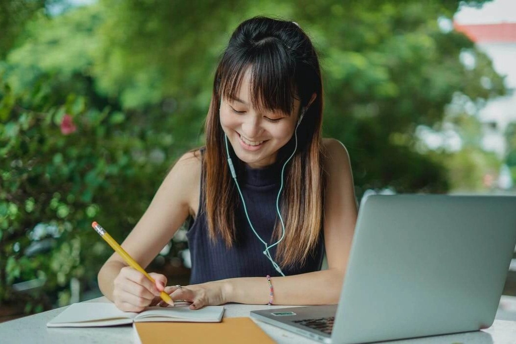 10 tam bang dai hoc co gia tri nhat hinh anh