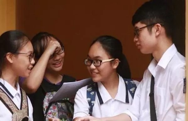 Tranh cai Lich su la mon tu chon day bao nguoi vao 'the kho' hinh anh