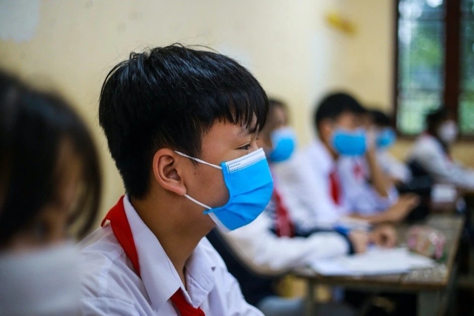 Mot choi 19 vao lop 6 chuyen ngu o Ha Noi hinh anh