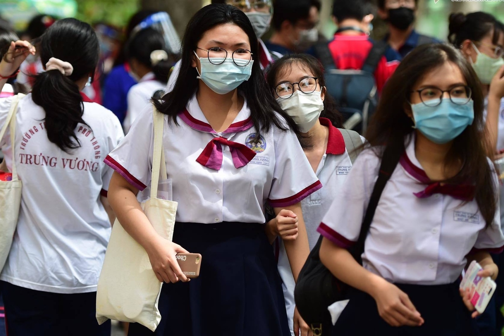 TP.HCM de xuat mien hoc phi THCS hinh anh