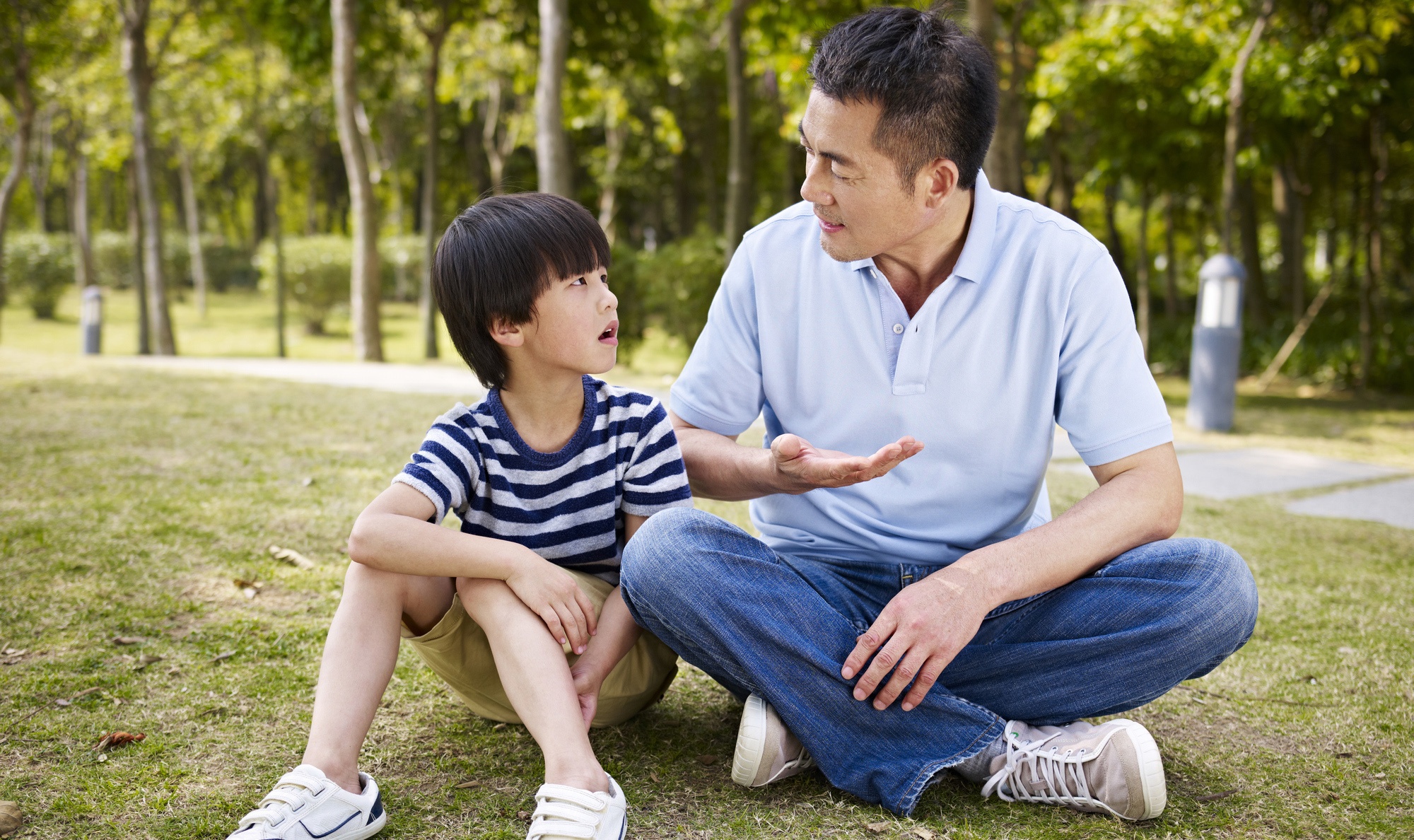 7 cach giup tre bot noi doi hinh anh