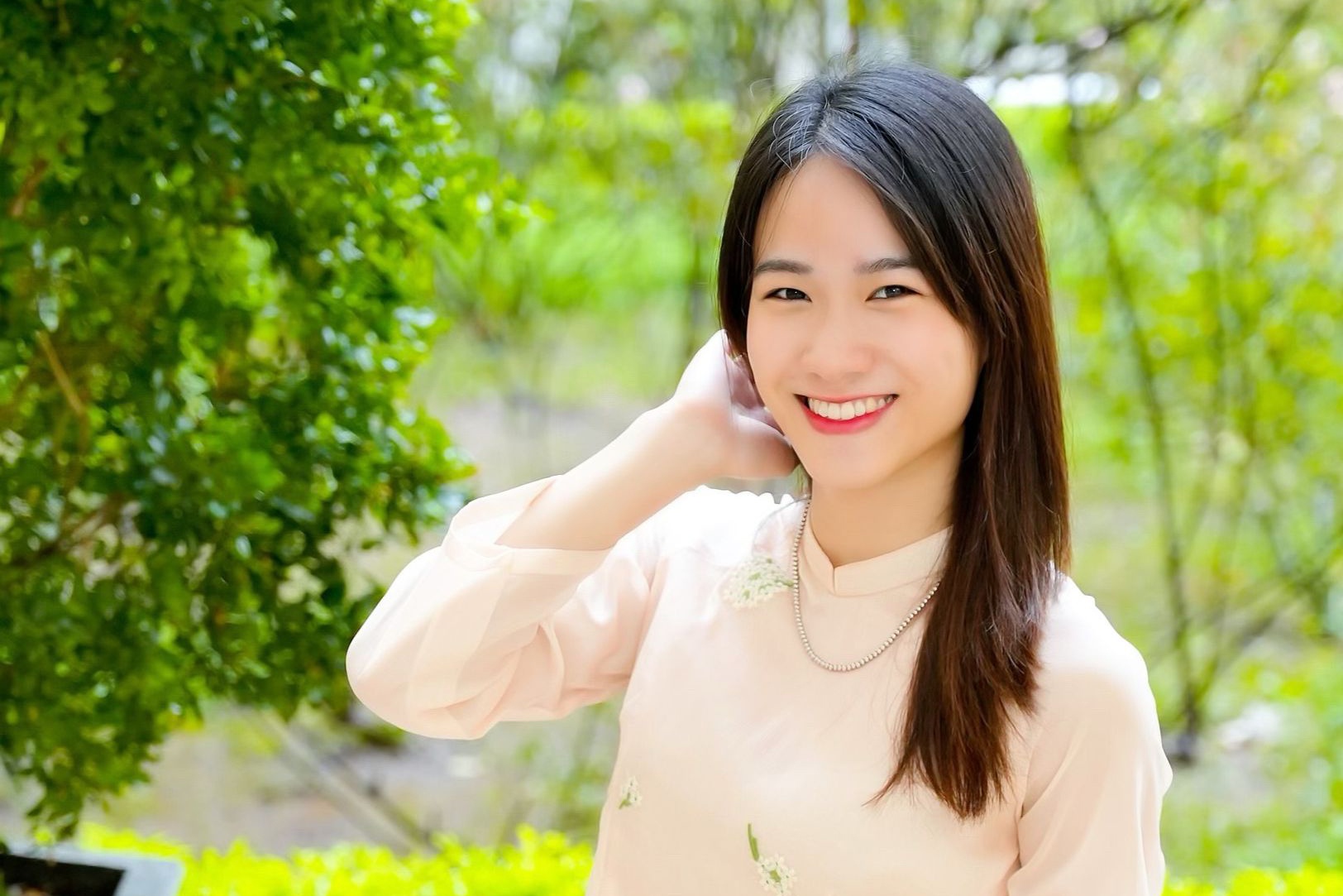 Nu giang vien Gen Z nhan hoc bong thac si cua Anh tu nam 4 dai hoc hinh anh