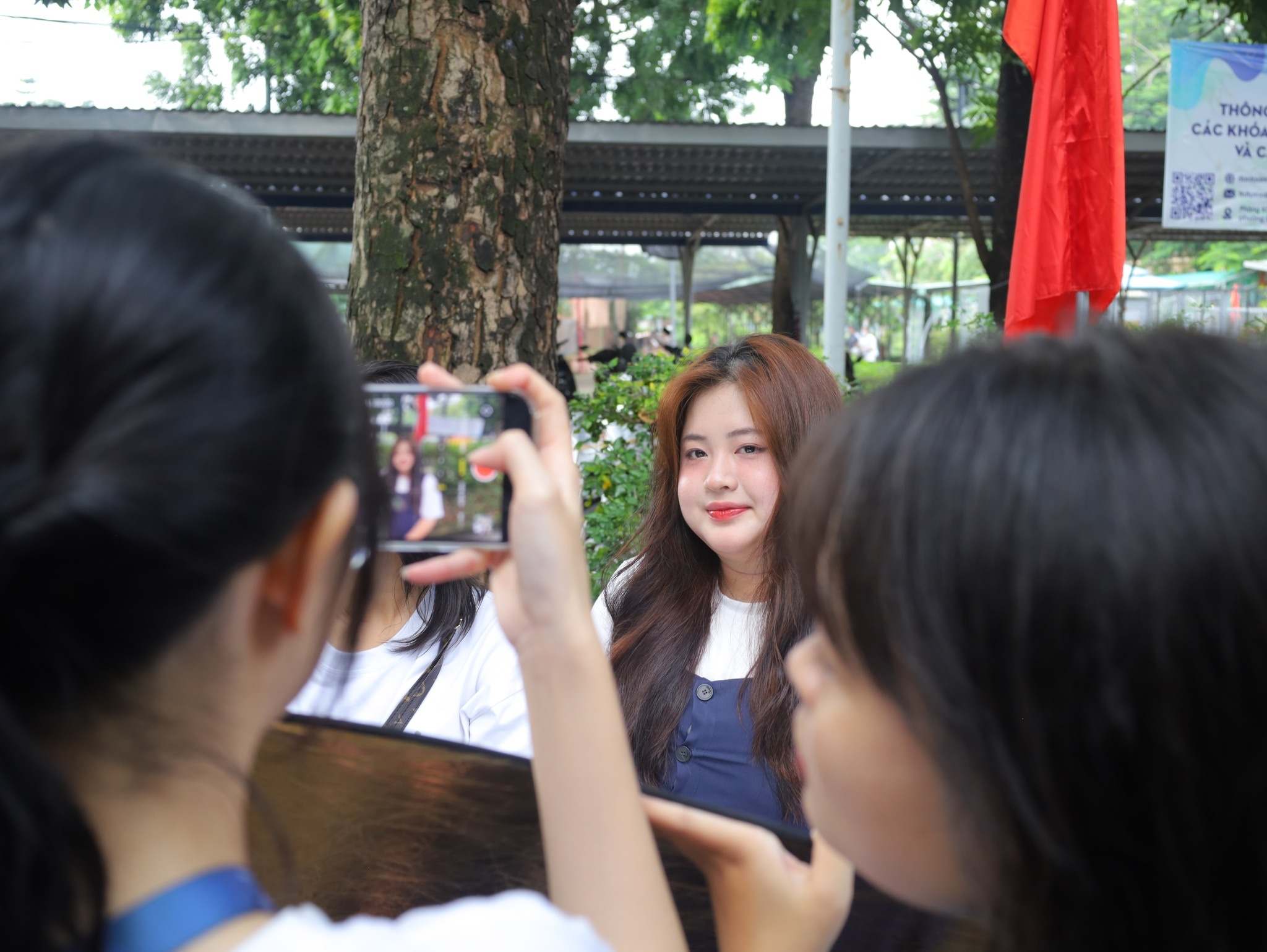 Nguoi Nhan van anh 1