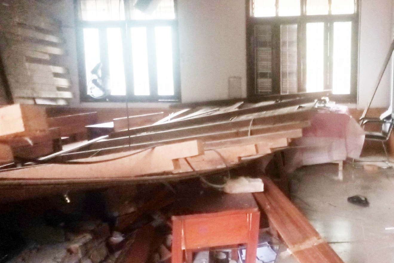 Sap tran khien 10 co tro bi thuong, suc khoe hoc sinh hien ra sao? hinh anh