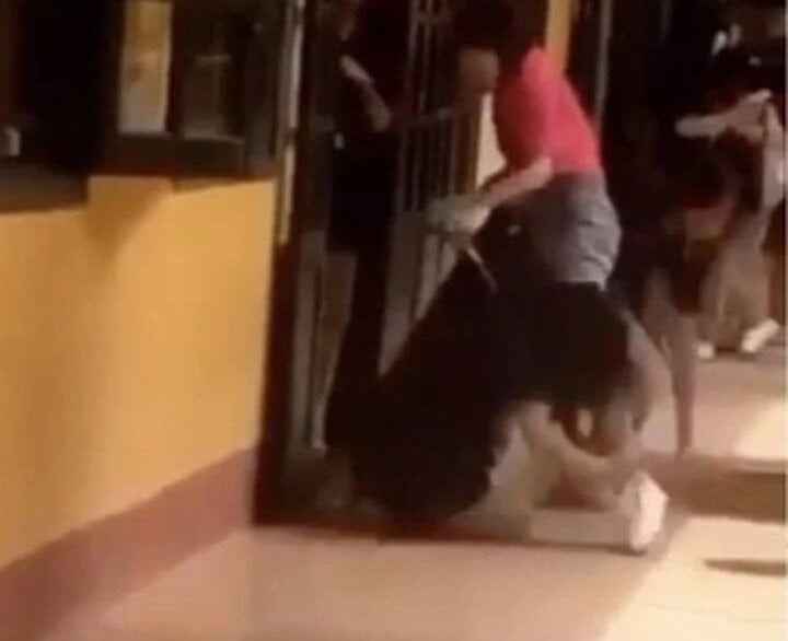 nu sinh Ha Noi quy anh 1