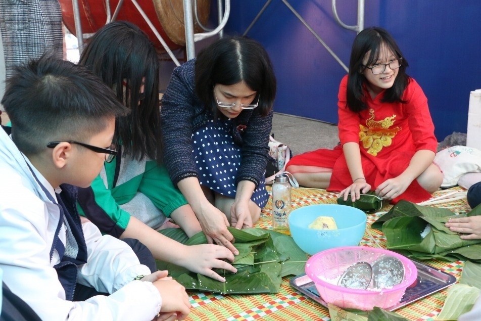 Vi sao hoc sinh Ha Noi nghi Tet Nguyen dan it hon cac dia phuong khac? hinh anh