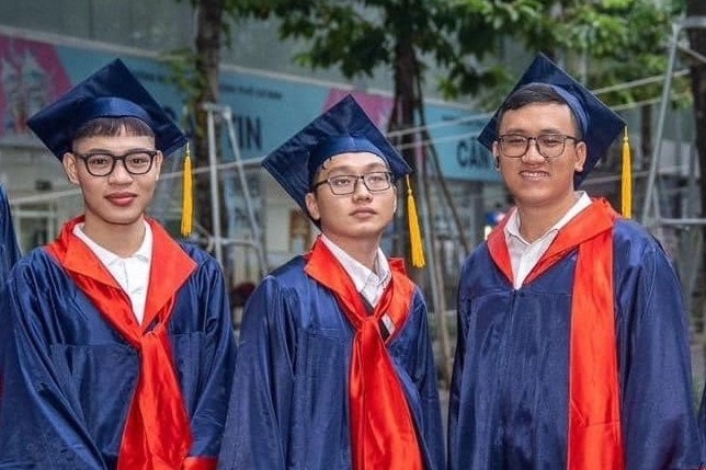 Bat ngo voi ket qua tot nghiep cua sinh vien xet tuyen bang hoc ba hinh anh