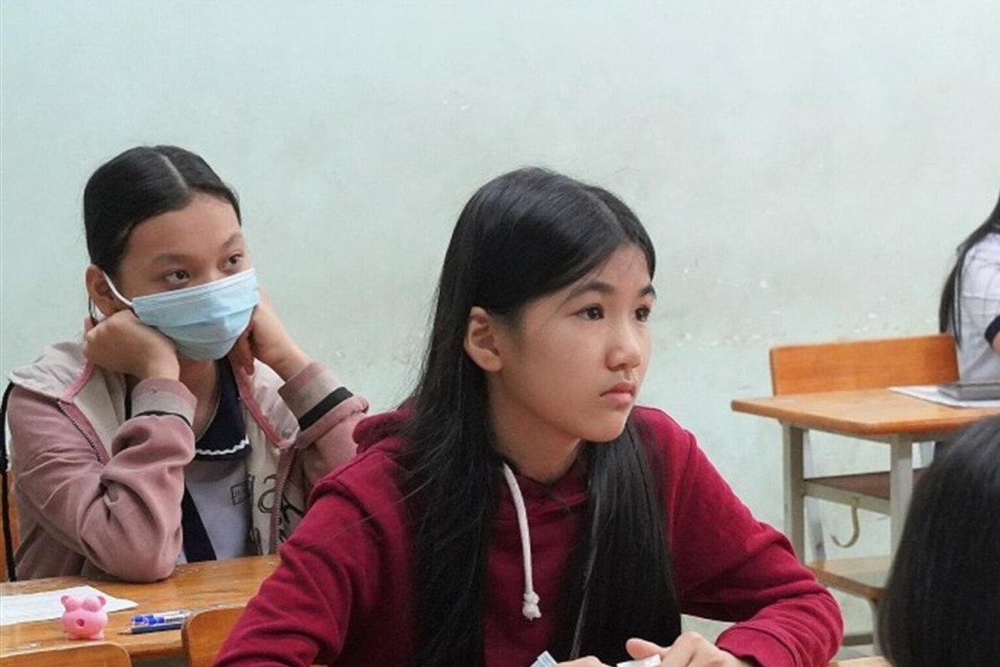 Nong bong cuoc dua tuyen sinh vao lop 6, nhieu hoc sinh kiet suc hinh anh