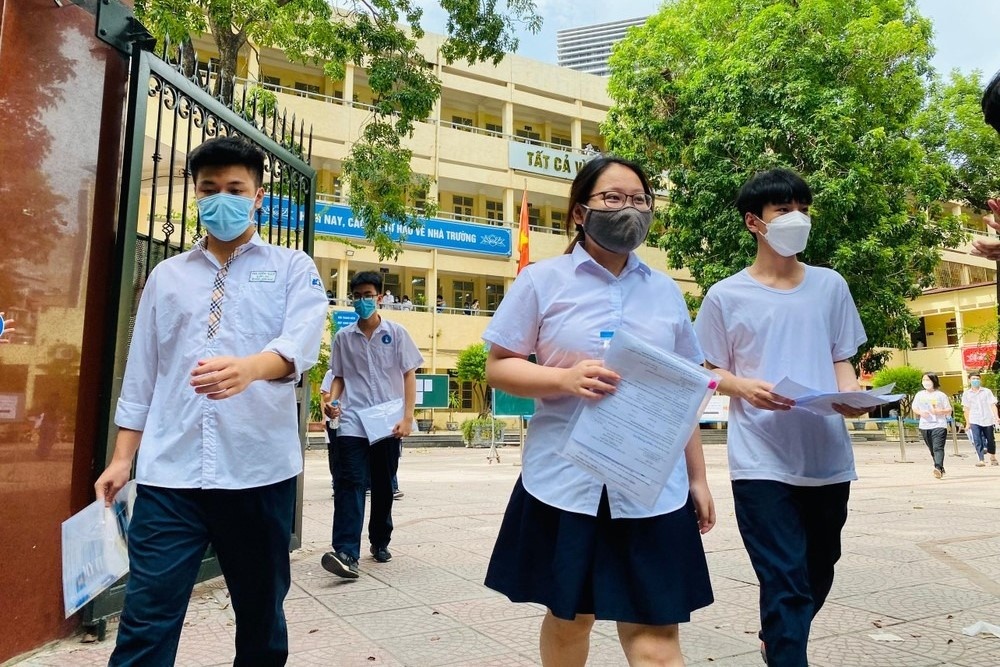 Ha Noi yeu cau xu ly viec tu van hoc sinh bo thi vao lop 10 hinh anh