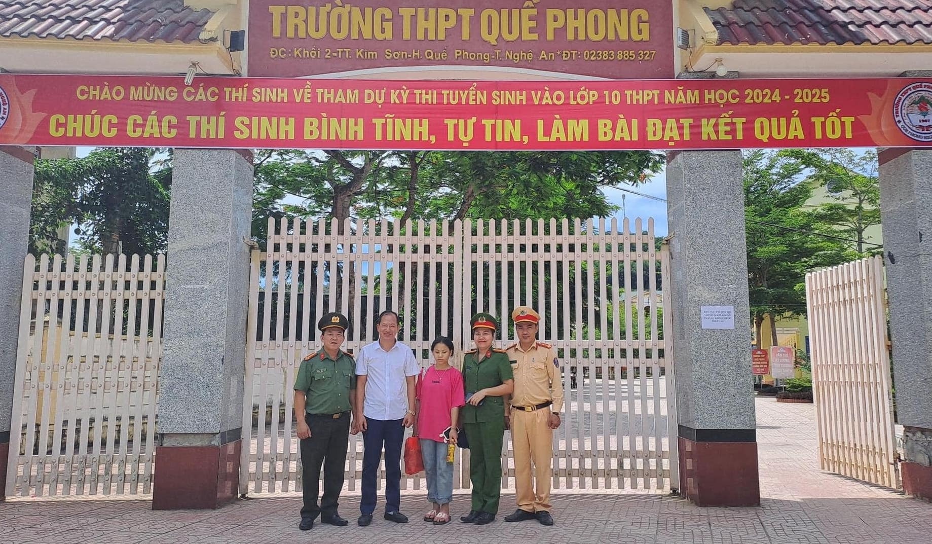 cõng vào phòng thi ảnh 4 cong vao phong thi anh 4