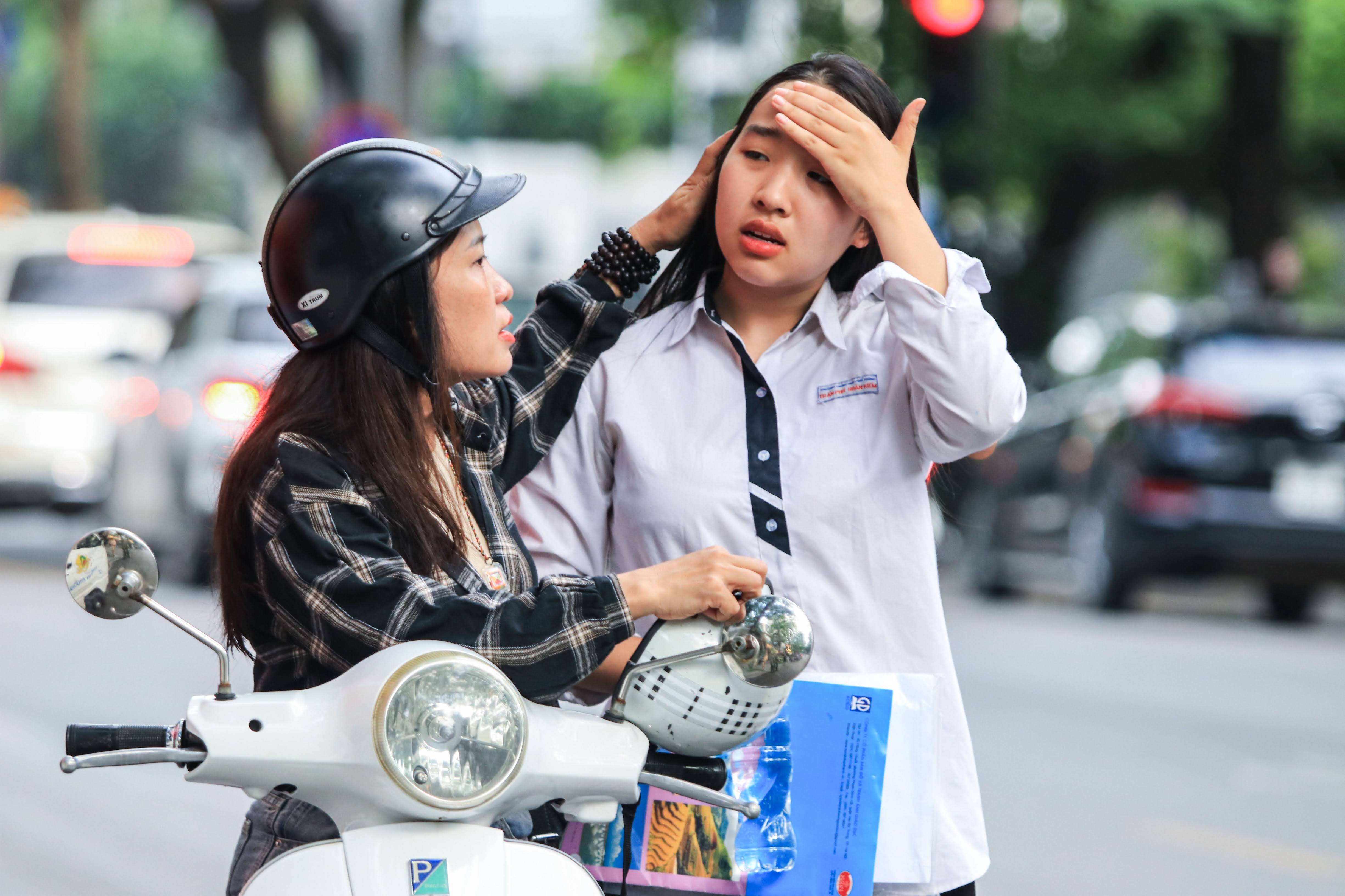 Qua nhieu phuong thuc tuyen sinh can duoc dieu chinh hinh anh