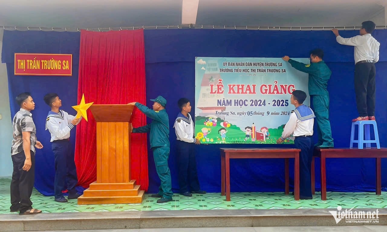 khai giang dac biet anh 1