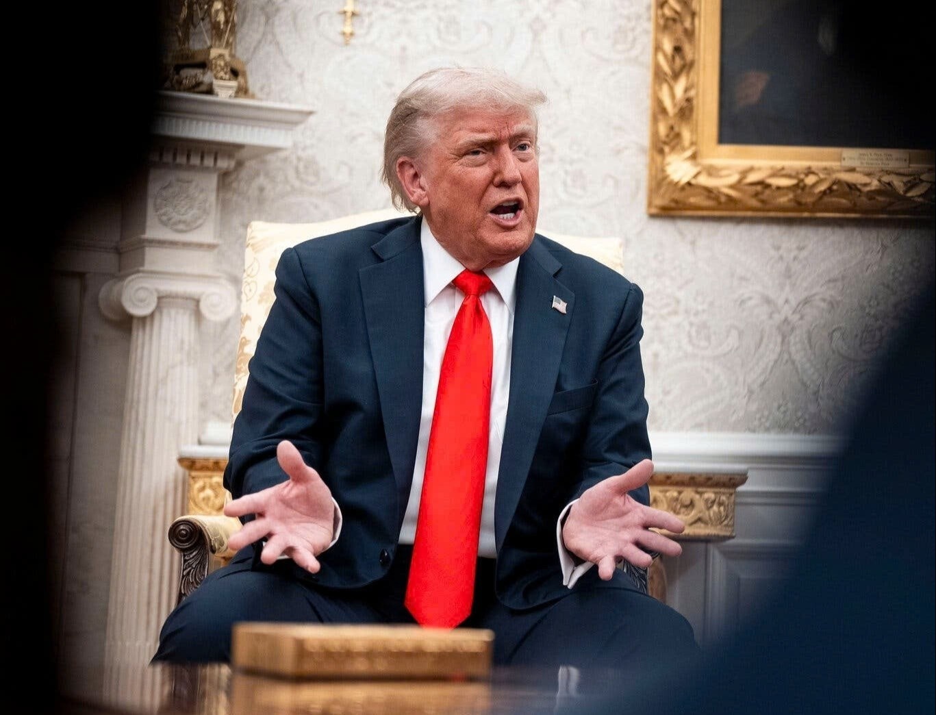 Ong Trump so sanh chien su Nga - Ukraine voi 'hai dua tre danh nhau' hinh anh