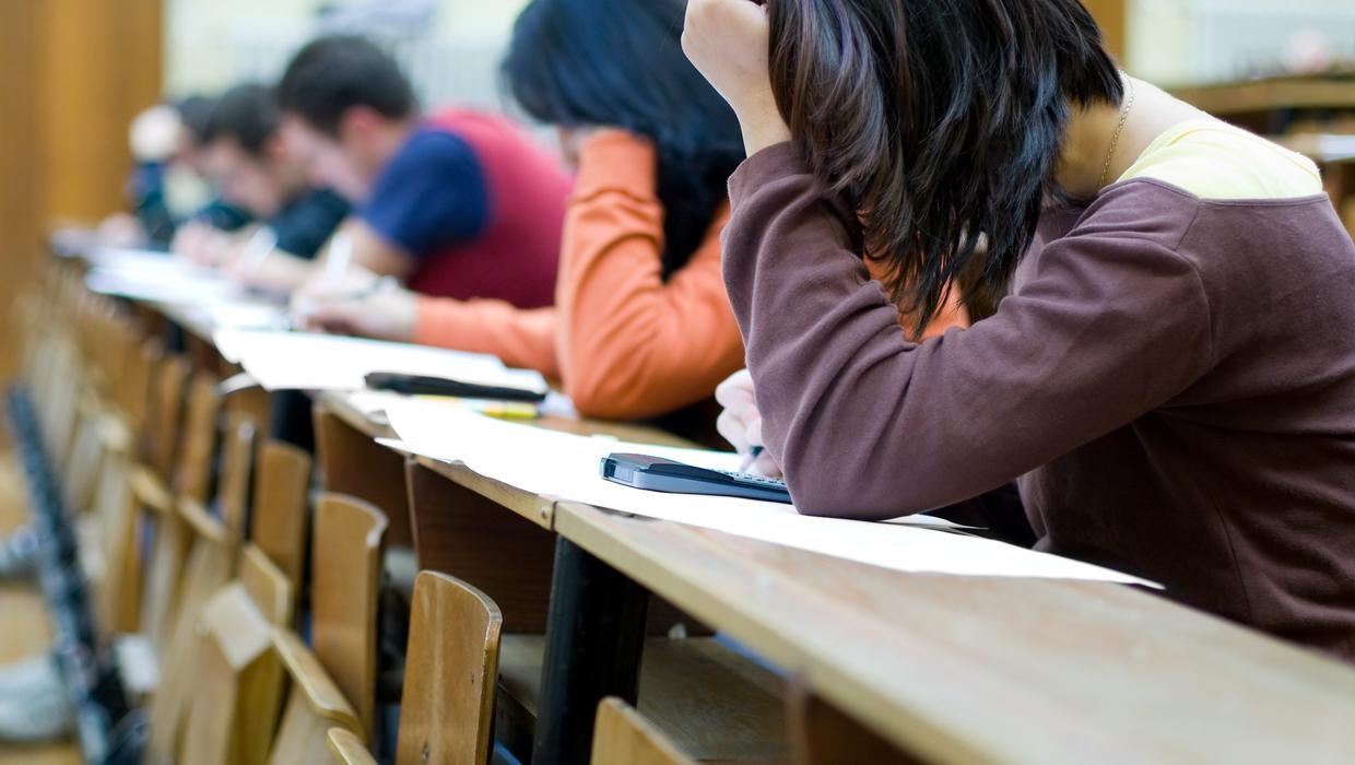 sinh vien Australia bi doi anh 2