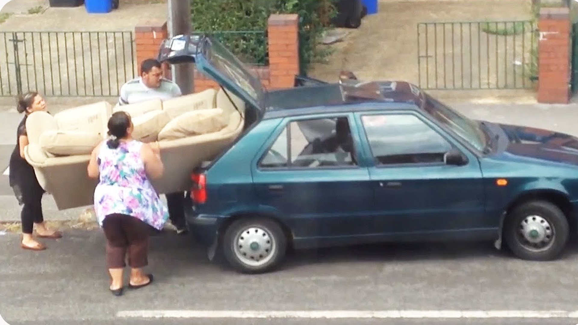 Van chuyen ghe sofa bang oto hinh anh