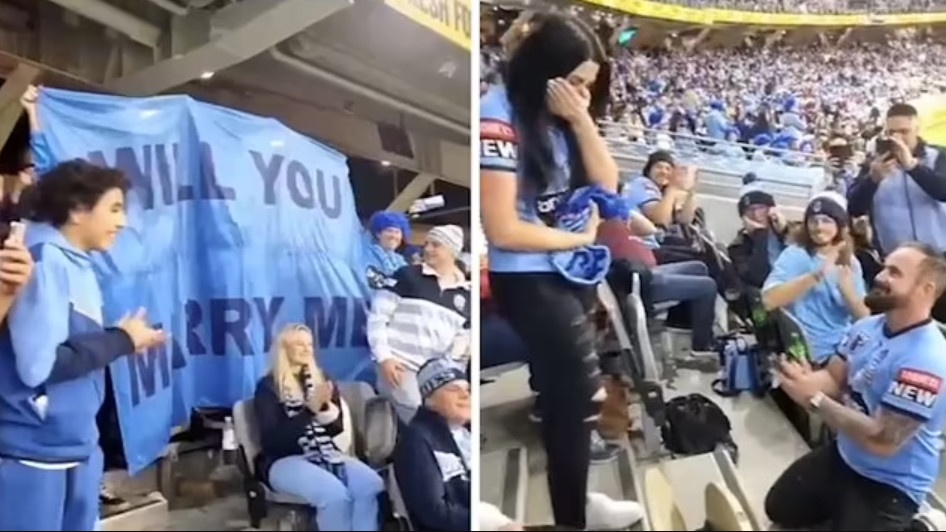 Cau hon ban gai giua tran dau bong hinh anh