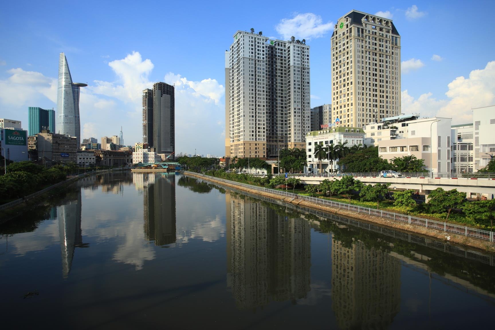 Chung cu day dac Ben Van Don anh 12