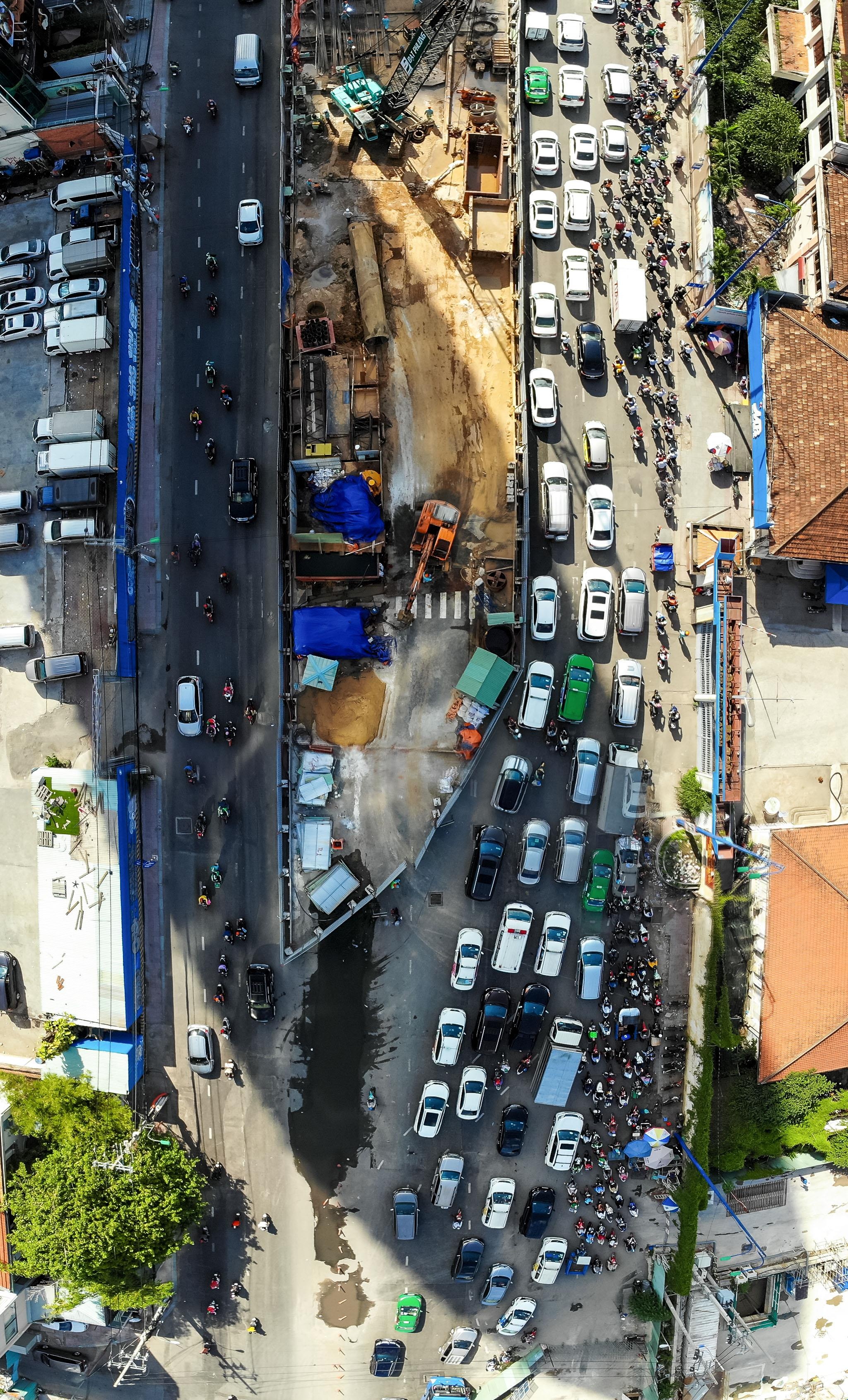 Chat hang cay co thu duong Ton Duc Thang anh 17