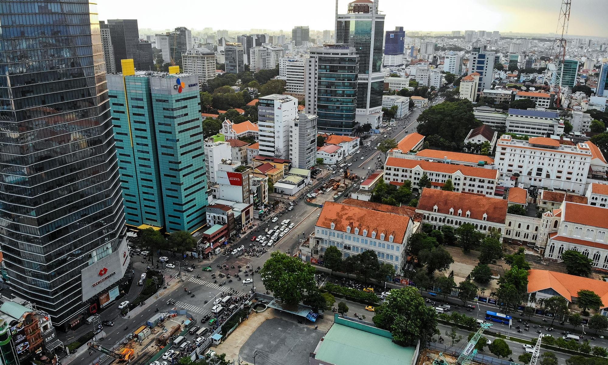 Chat hang cay co thu duong Ton Duc Thang anh 7