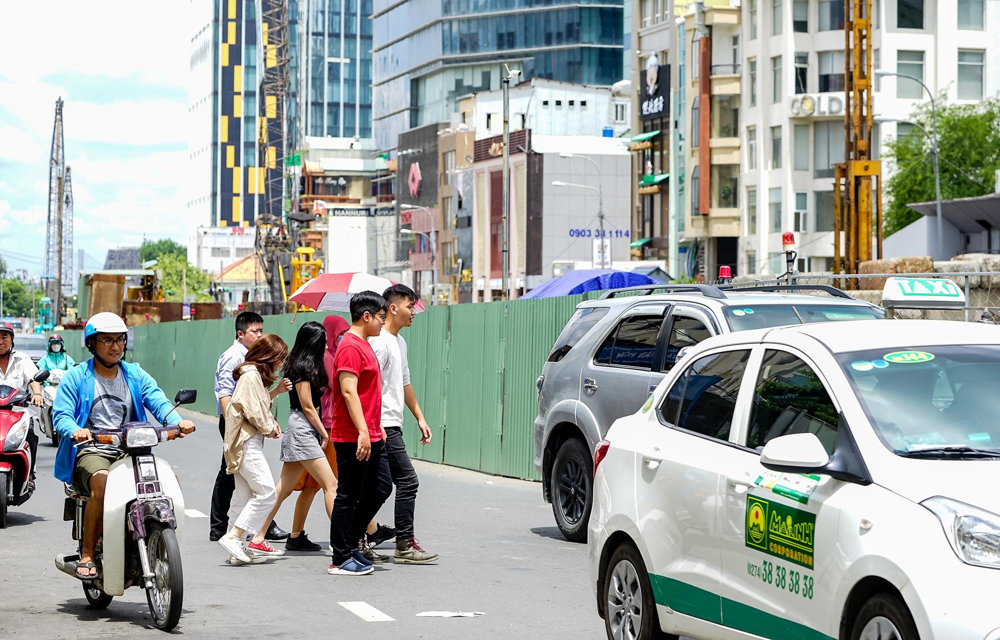 Chat hang cay co thu duong Ton Duc Thang anh 14