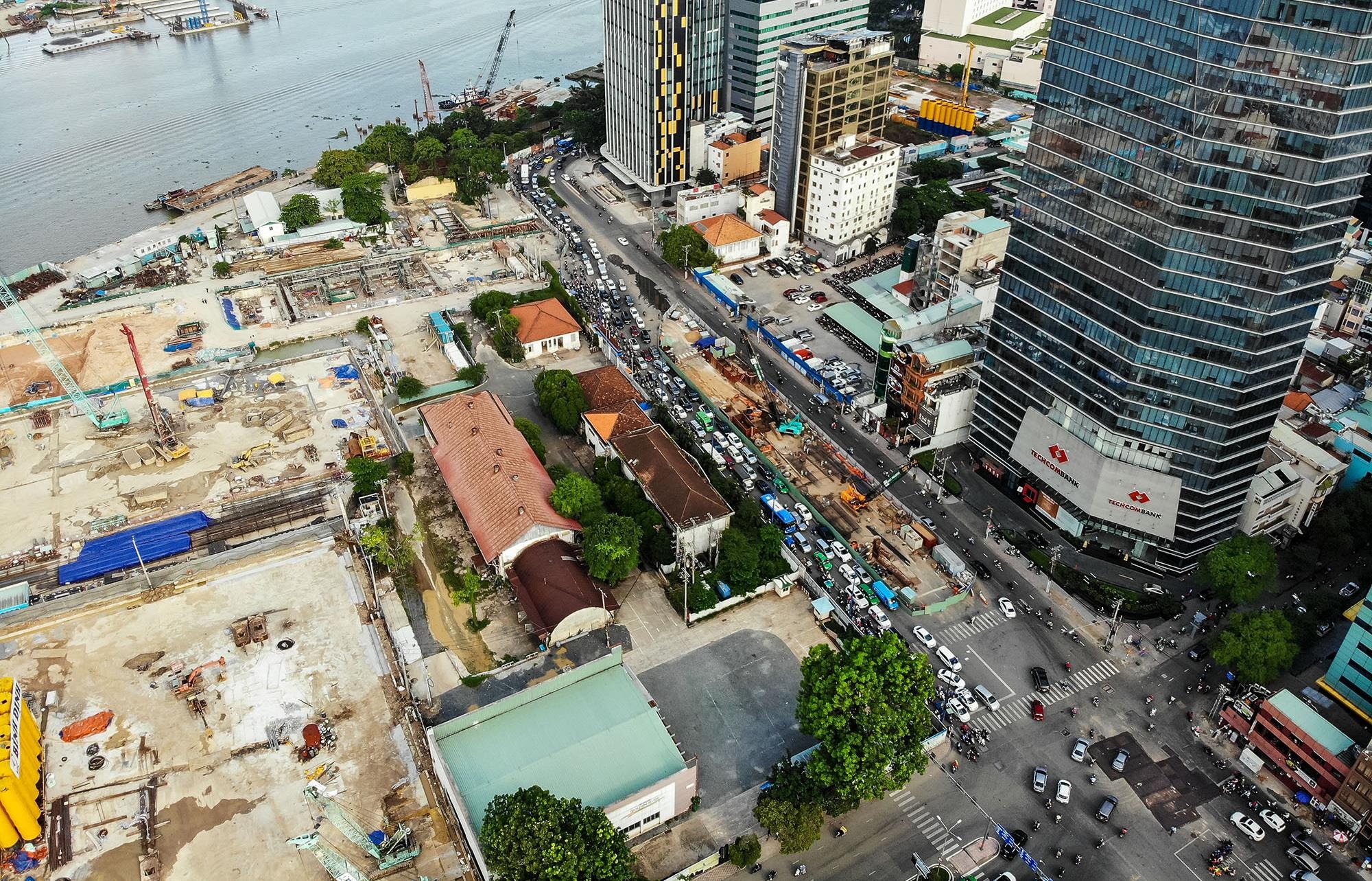 Chat hang cay co thu duong Ton Duc Thang anh 3