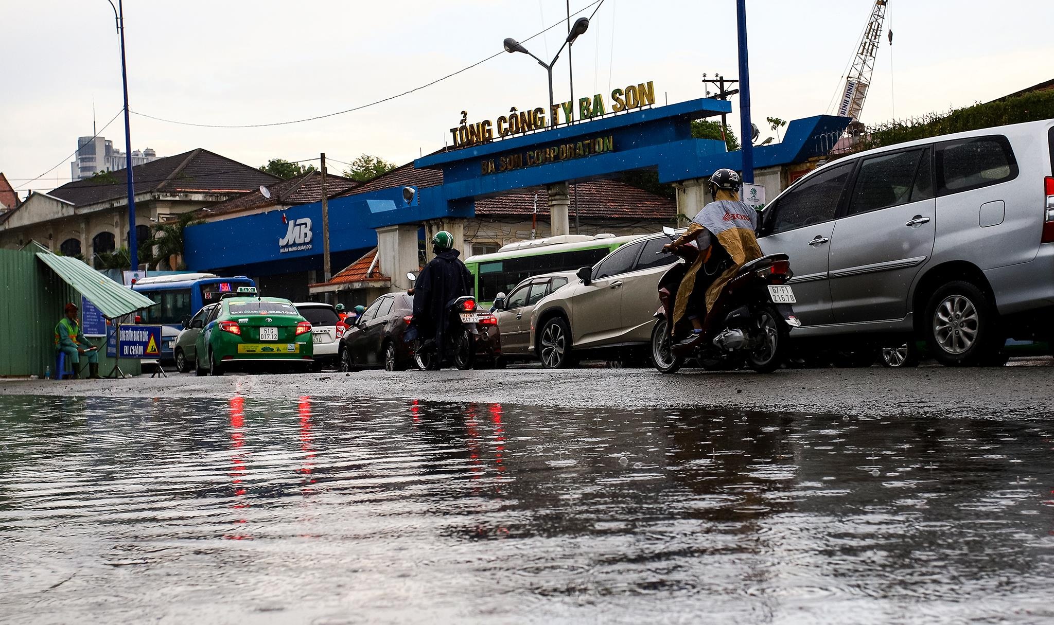 Chat hang cay co thu duong Ton Duc Thang anh 18