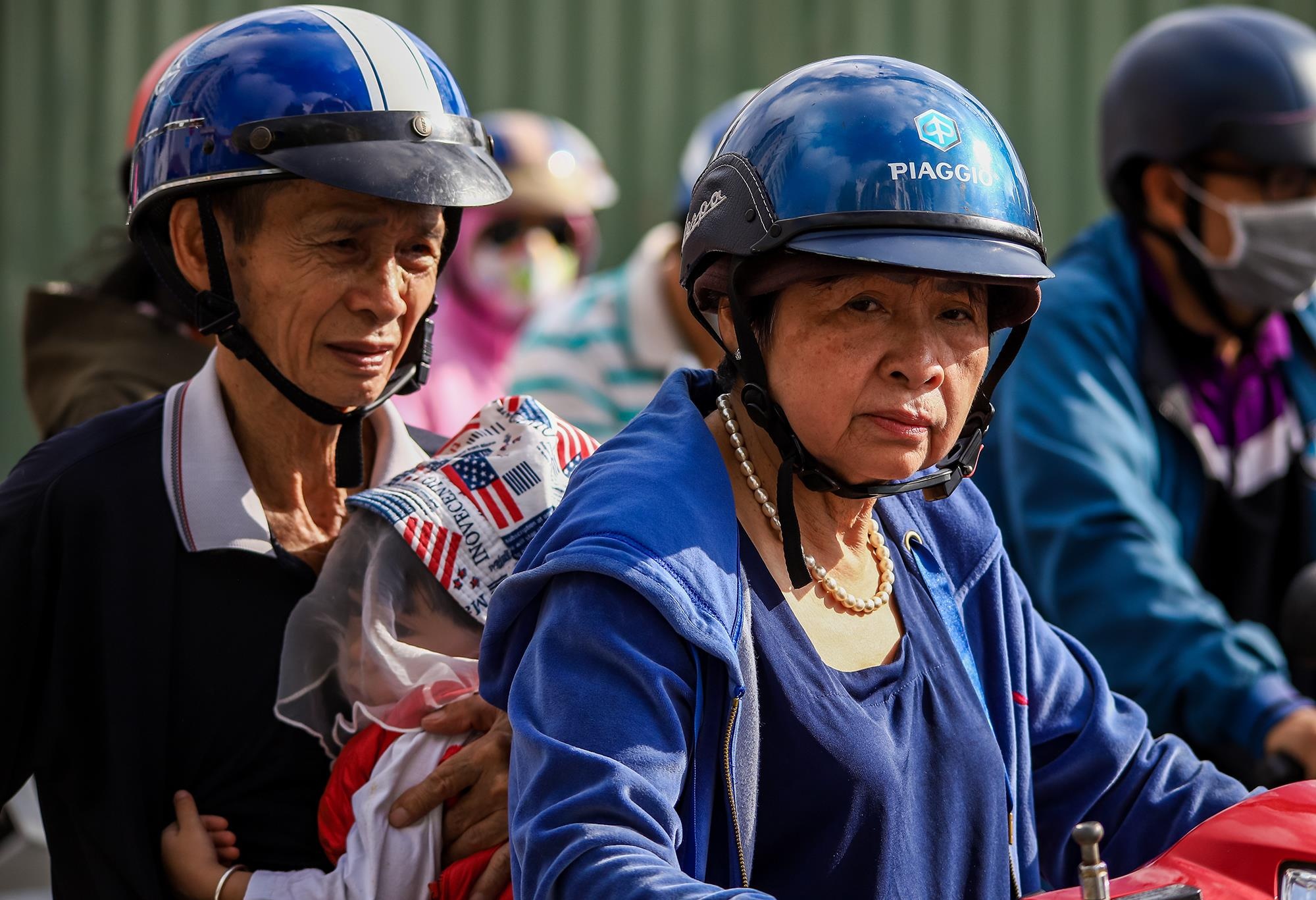 Ket xe trien mien tren duong Ton Duc Thang anh 8