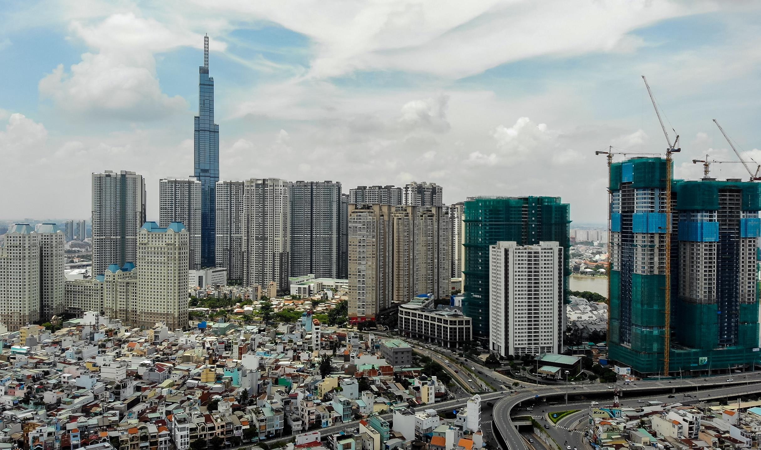 Ket xe trien mien tren duong Ton Duc Thang anh 4