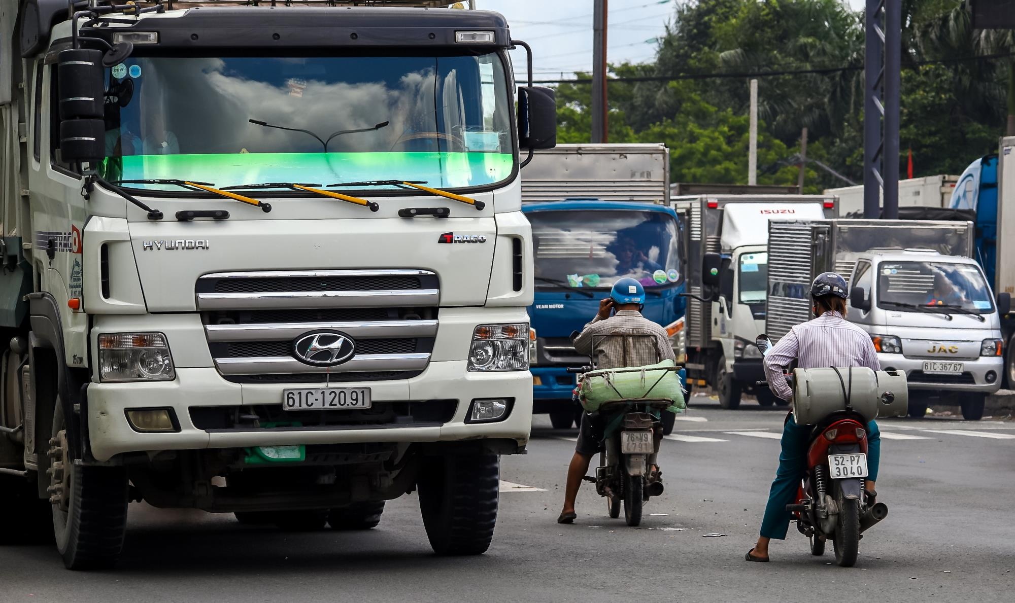 Tai nan giao thong tren quoc lo 1a anh 6