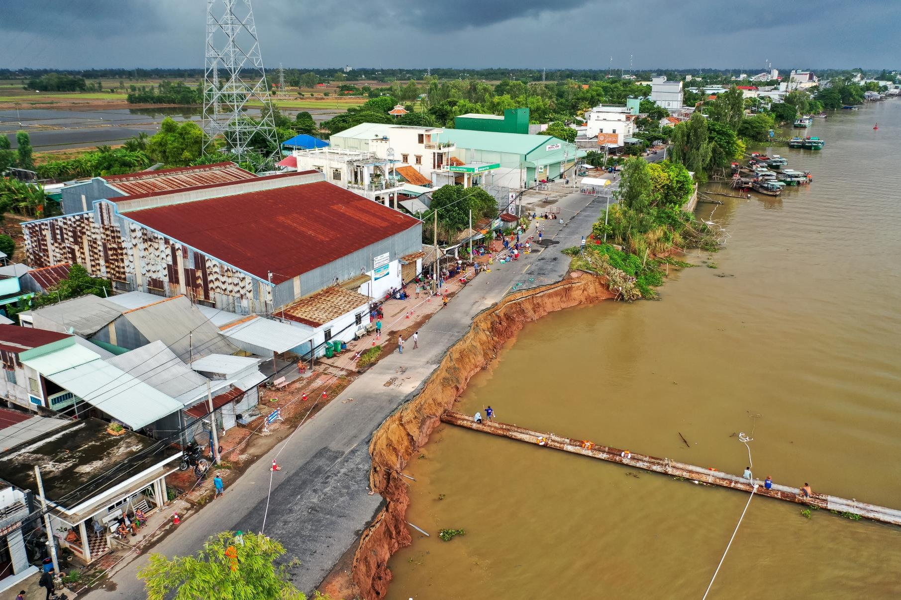 Quoc lo 91 sat lo anh 12