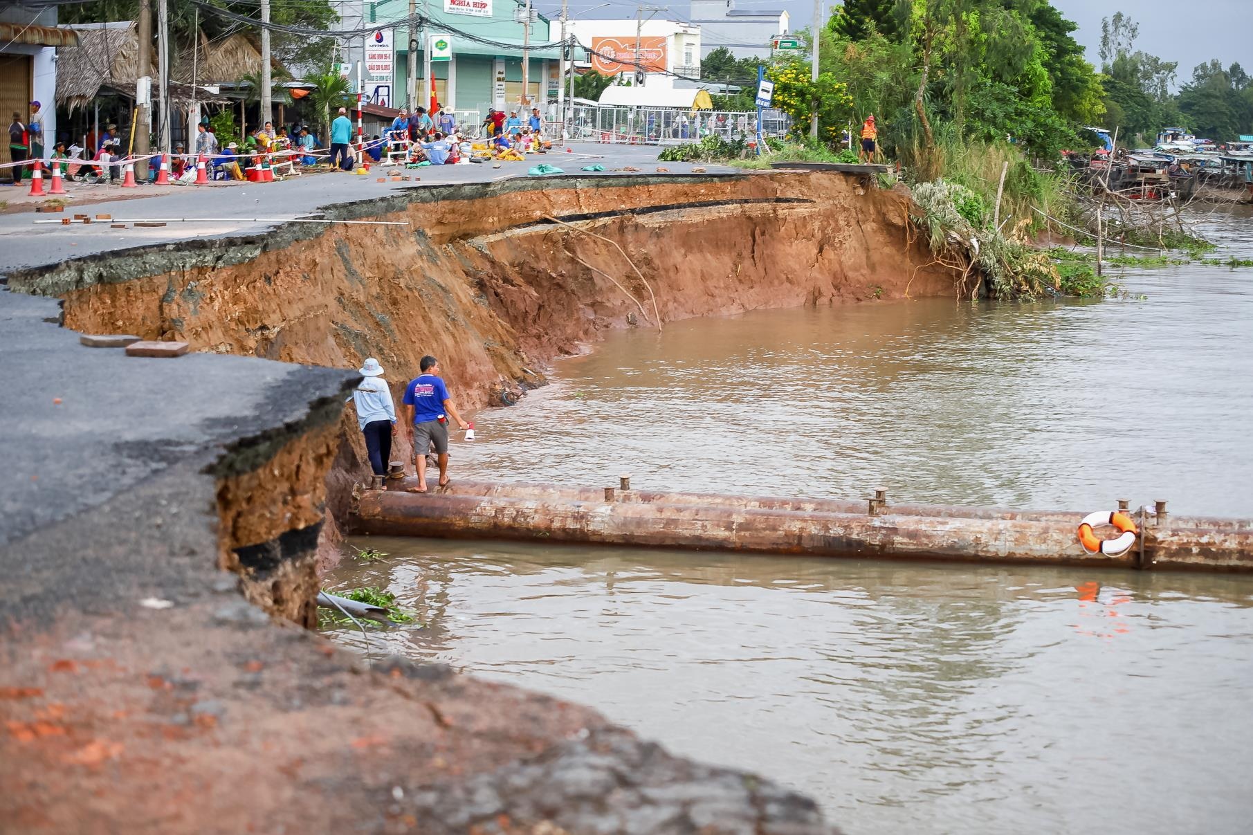 Quoc lo 91 sat lo anh 4