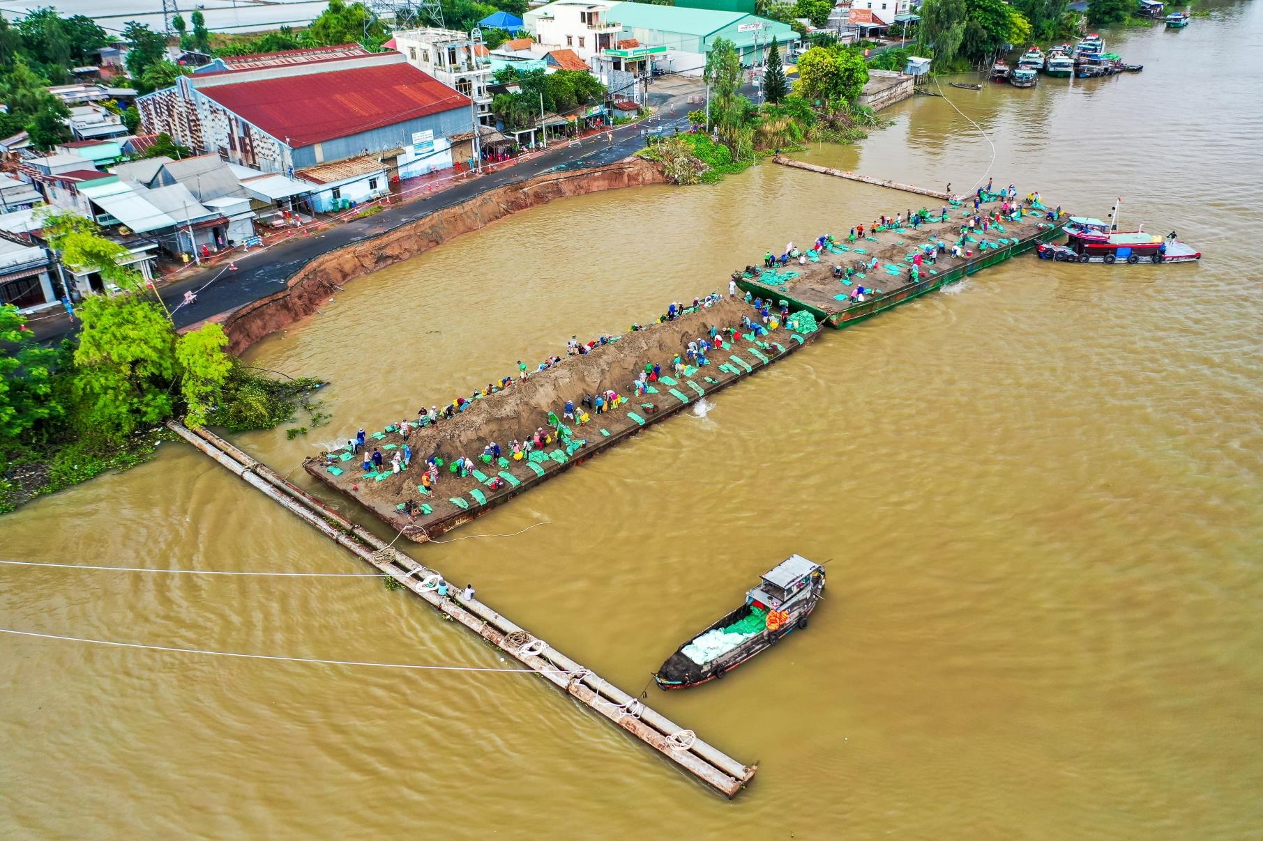 Quoc lo 91 sat lo anh 8