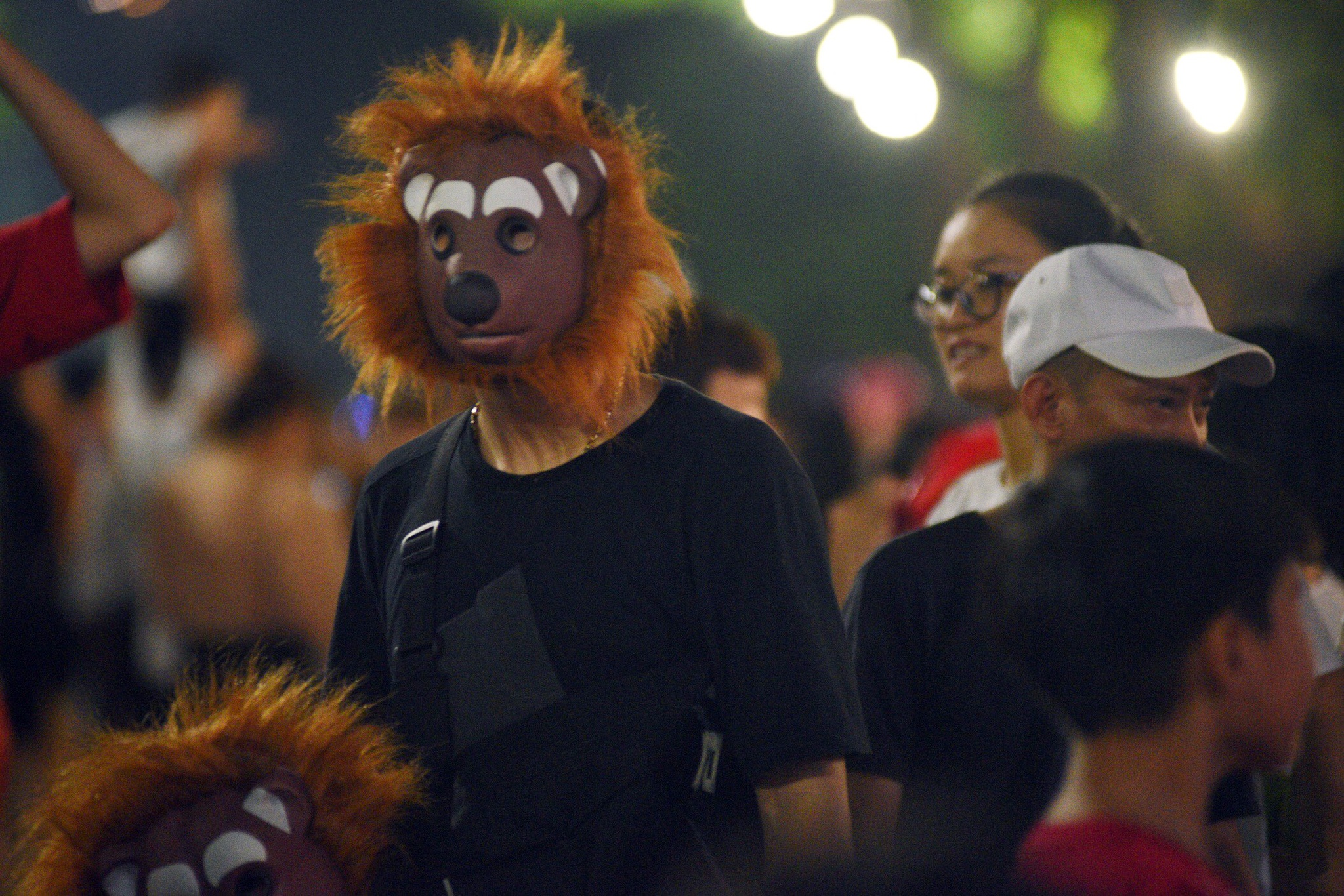 don Trung thu o trung tam thanh pho anh 8