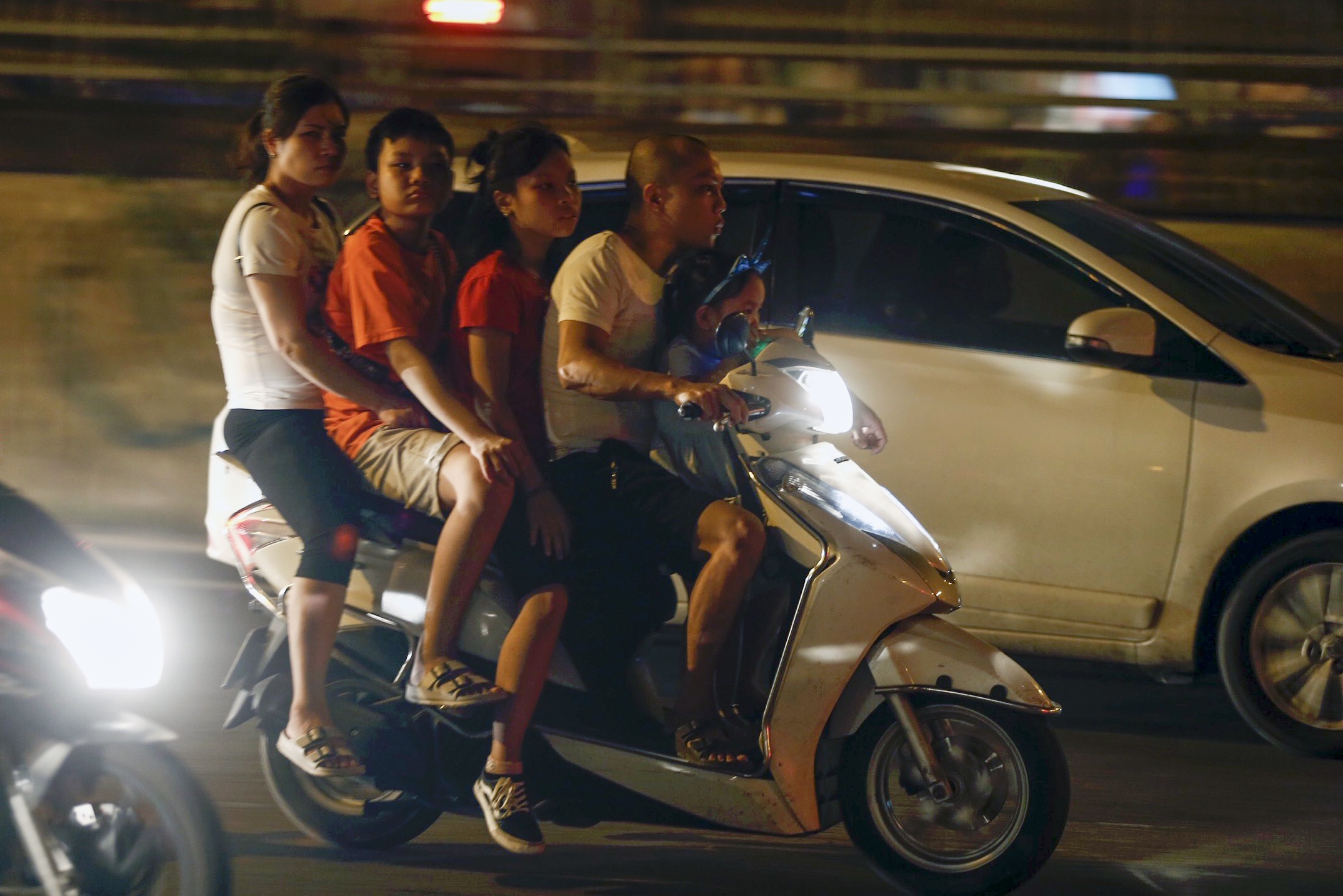 don Trung thu o trung tam thanh pho anh 16